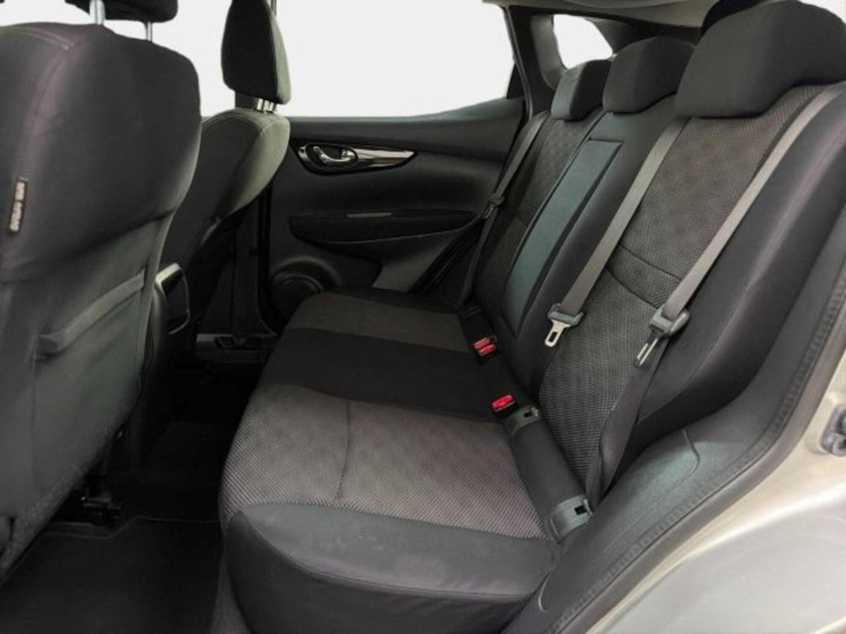 Nissan Qashqai 1.6 dCi DPF Tekna (11)