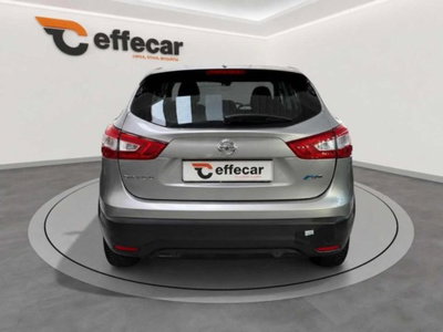 Nissan Qashqai 1.6 dCi DPF Tekna (5)