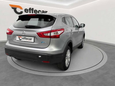 Nissan Qashqai 1.6 dCi DPF Tekna (6)