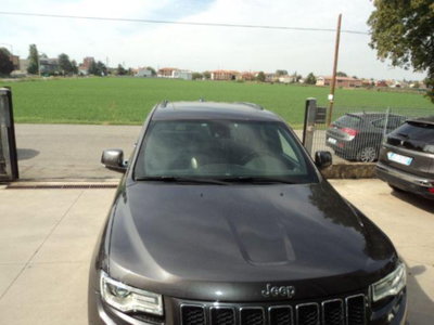 Jeep Grand Cherokee 3.0 V6 CRD 250 CV Multijet II Overland (8)
