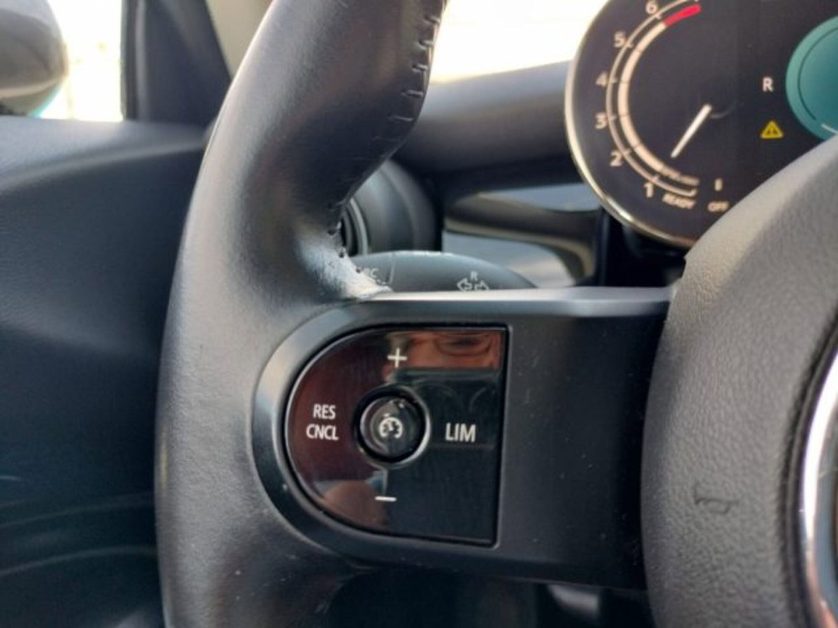 MINI Mini 1.5 Cooper Business (16)