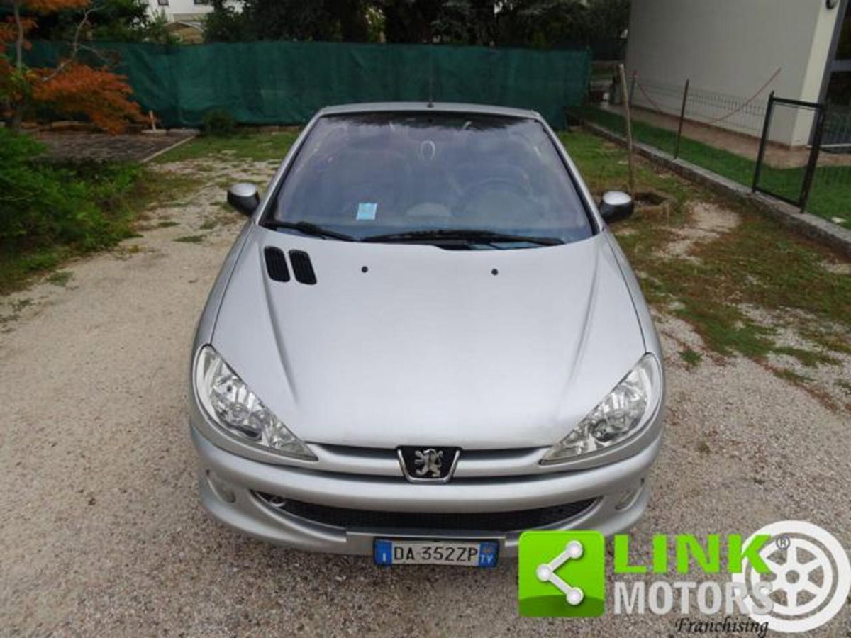 Peugeot 206 Cabrio 16V CC Quiksilver (8)