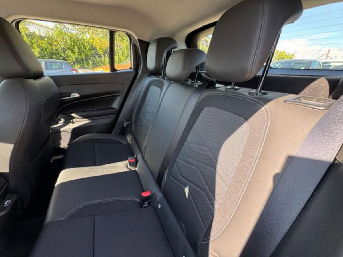 Jeep Avenger 1.2 turbo Altitude fwd 100cv (12)