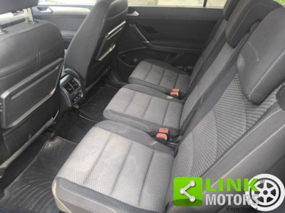 Volkswagen Touran 2.0 TDI 150 CV SCR DSG Comfortline BlueMotion Tech. (13)