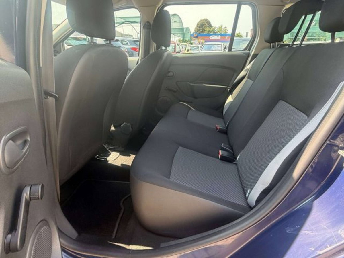 Dacia Logan MCV 1.2 75CV Ambiance (8)