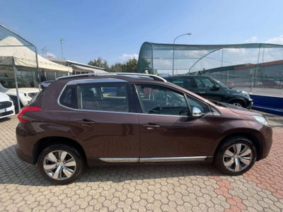Peugeot 2008 e-HDi 115 CV Stop&Start Allure (4)