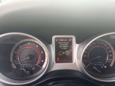 Fiat Freemont 2.0 Mjt 170 CV 4x4 Automatica Lounge (11)