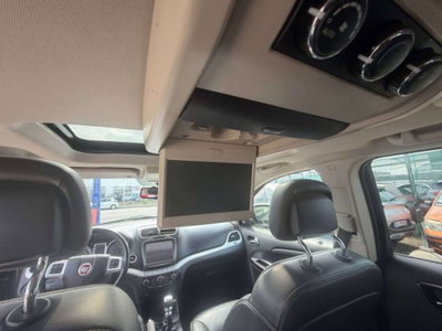 Fiat Freemont 2.0 Mjt 170 CV 4x4 Automatica Lounge (8)