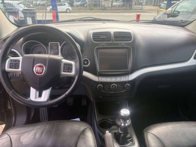 Fiat Freemont 2.0 Mjt 170 CV 4x4 Automatica Lounge (9)
