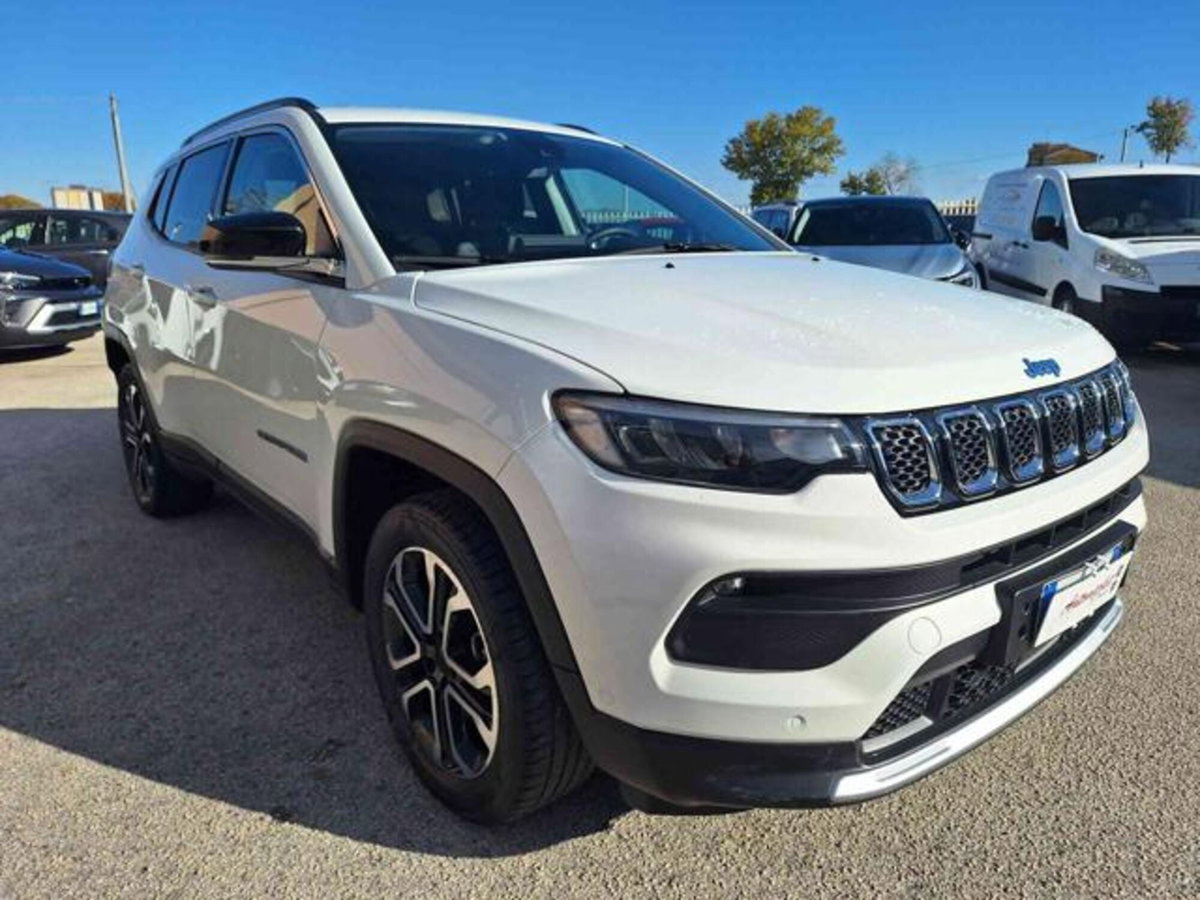 Jeep Compass 1.3 T4 190CV PHEV AT6 4xe Limited (5)