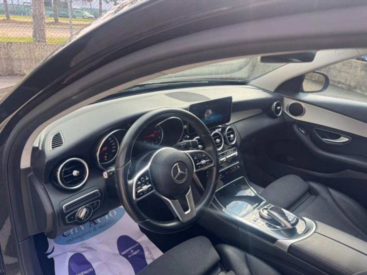 Mercedes-Benz Classe C 220 d 4Matic Auto Premium (9)