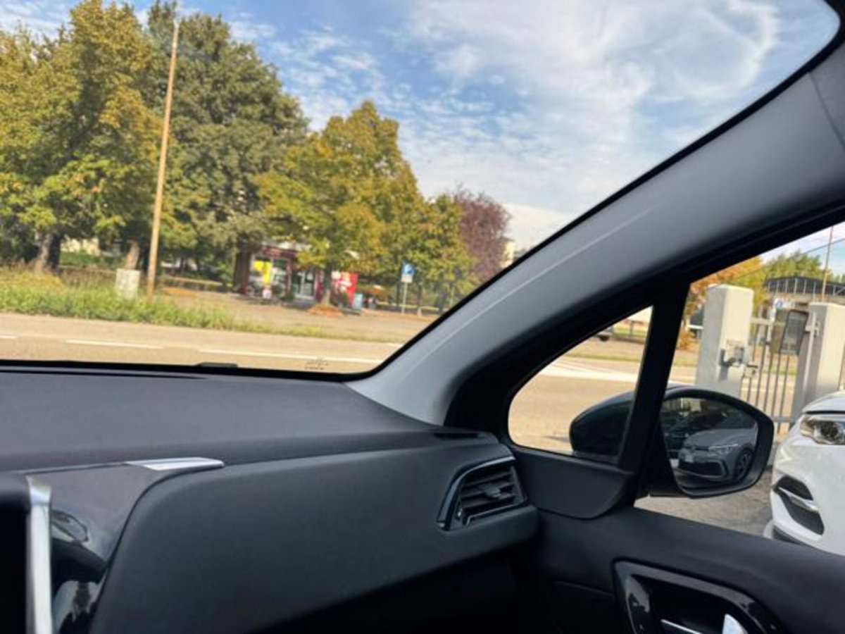 Peugeot 208 75 5 porte Allure (13)