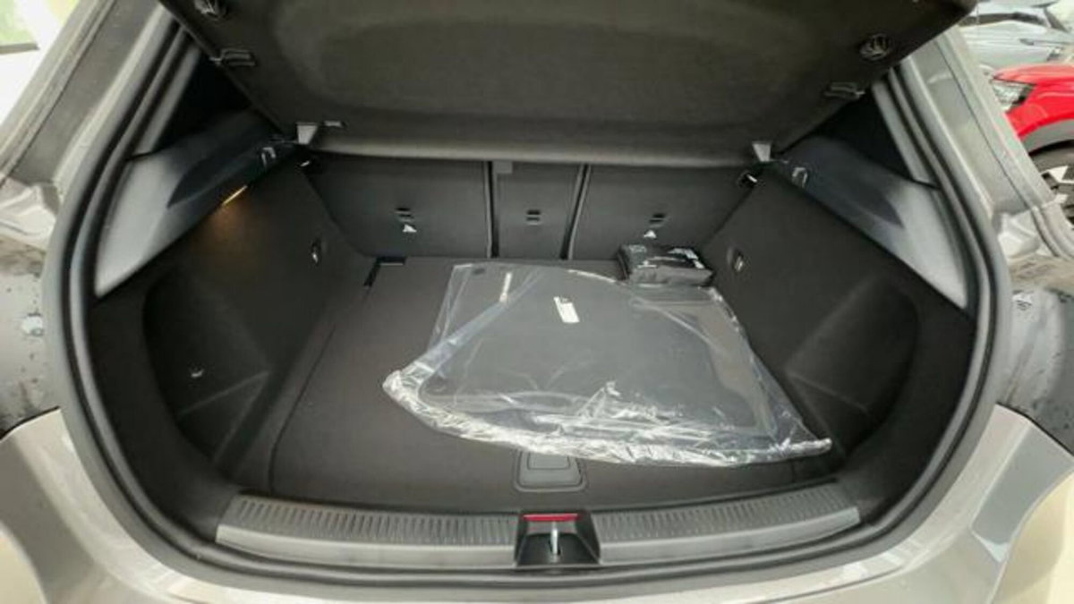 Mercedes-Benz Classe A Sedan 200 d AMG Line Premium Plus auto (18)