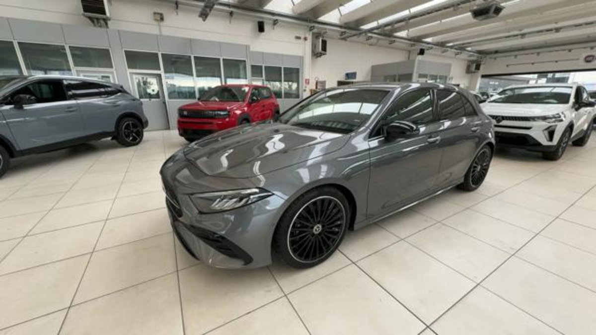 Mercedes-Benz Classe A Sedan 200 d AMG Line Premium Plus auto
