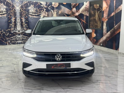 Volkswagen Tiguan 2.0 TDI 150 CV SCR DSG 4MOTION Elegance (2)