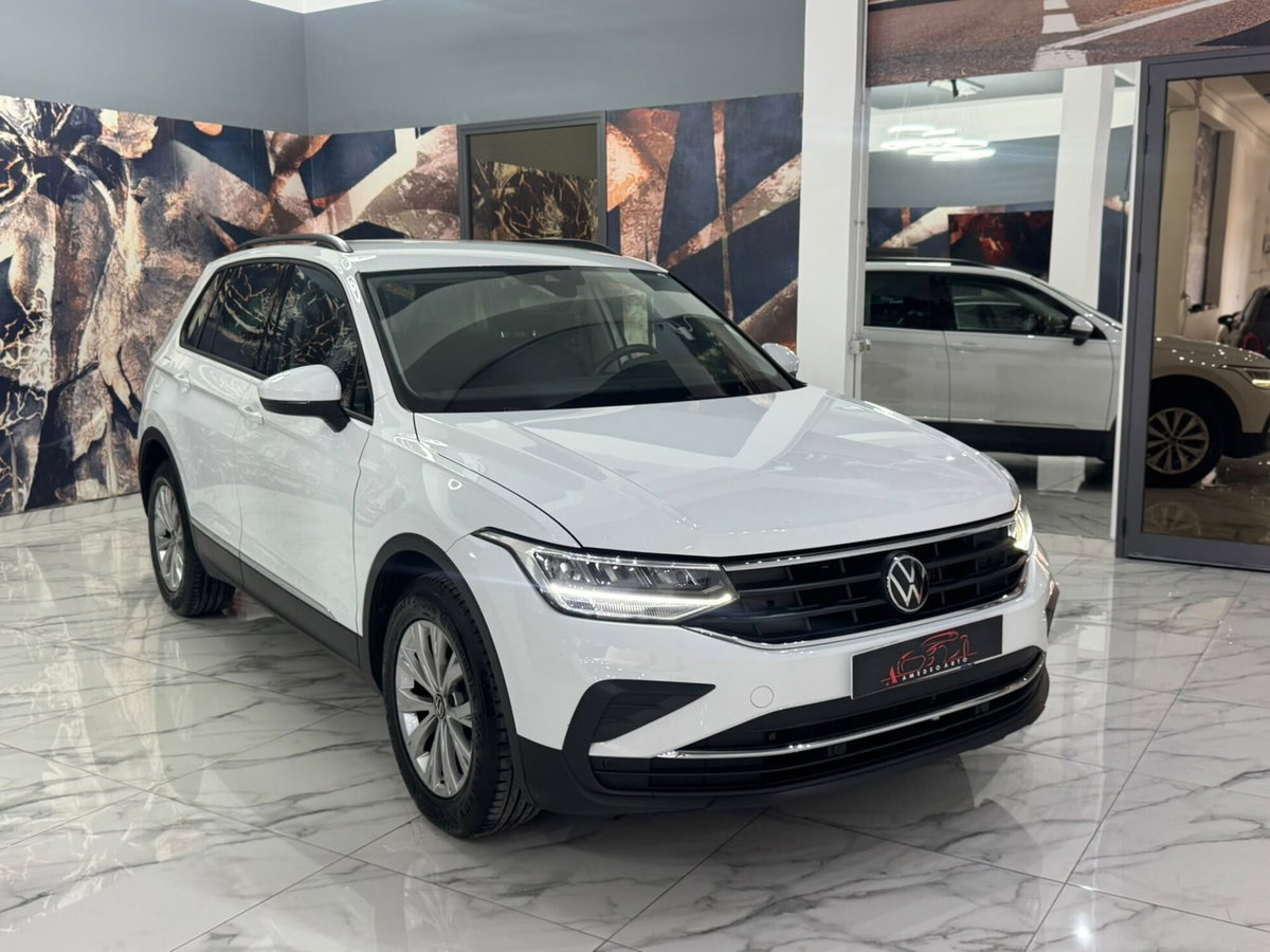 Volkswagen Tiguan 2.0 TDI 150 CV SCR DSG 4MOTION Elegance (3)