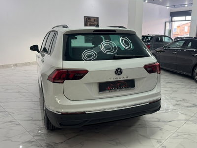 Volkswagen Tiguan 2.0 TDI 150 CV SCR DSG 4MOTION Elegance (4)