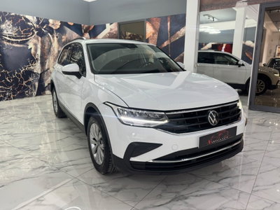 Volkswagen Tiguan 2.0 TDI 150 CV SCR DSG 4MOTION Elegance (8)