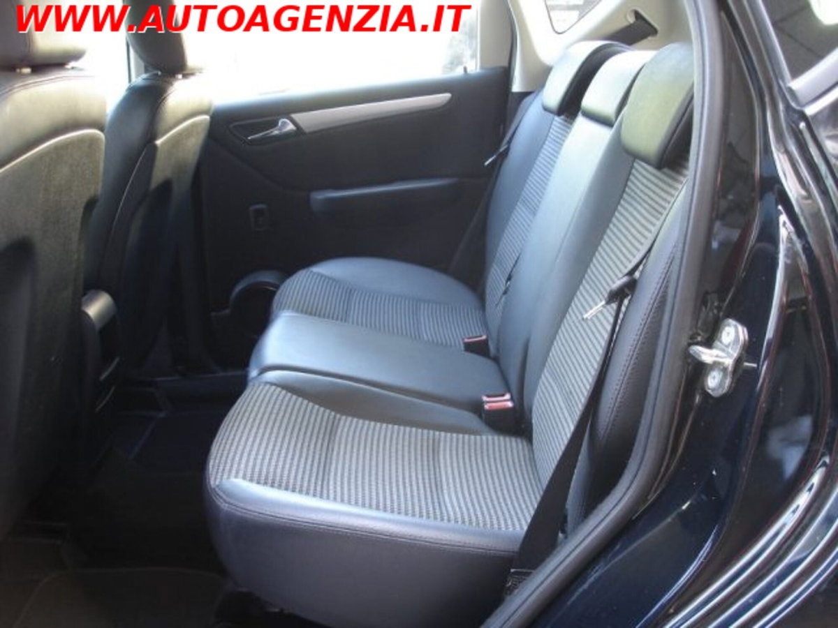 Mercedes-Benz Classe A 180 CDI Avantgarde (10)