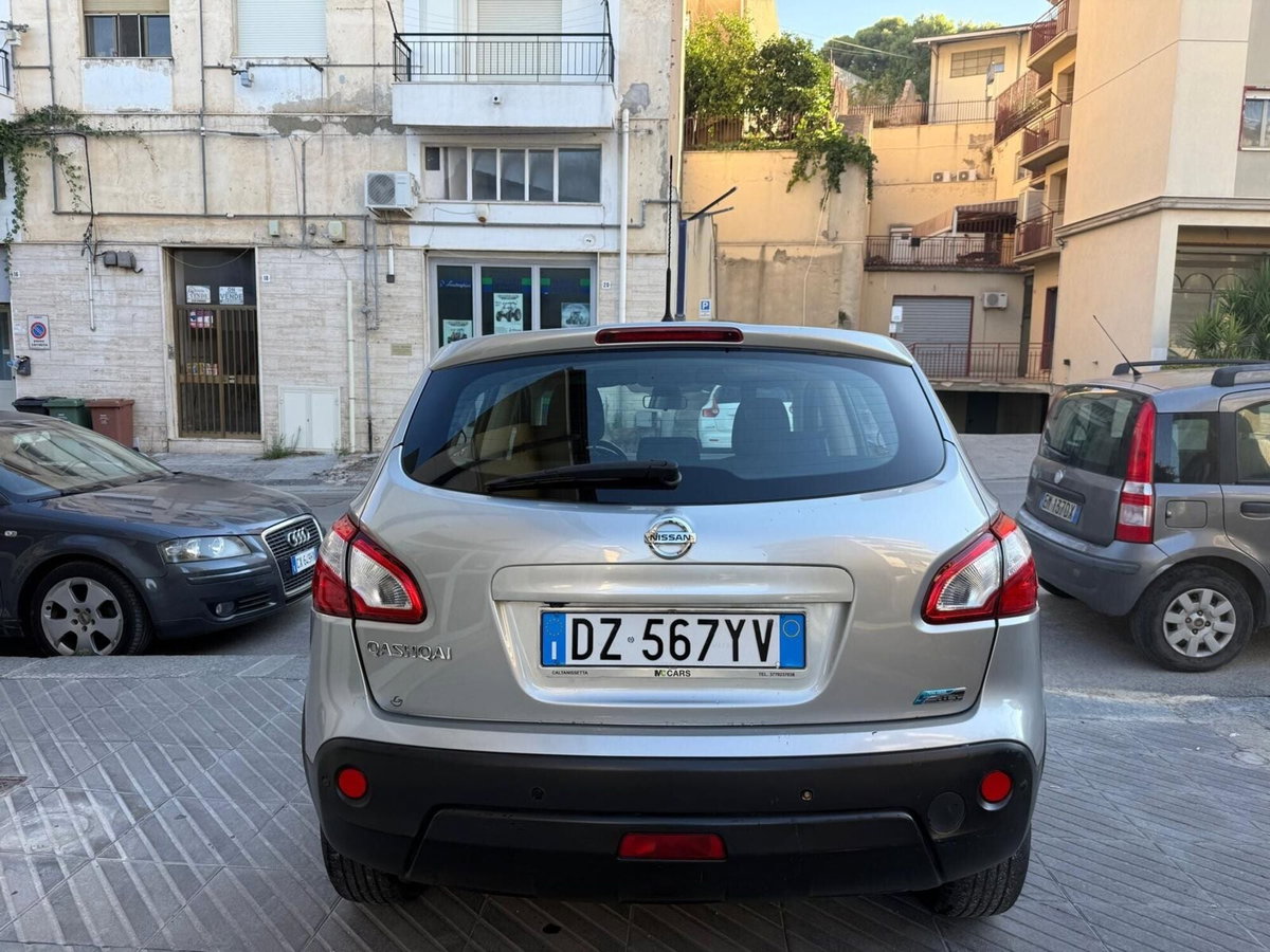 Nissan Qashqai 1.6 dCi DPF Acenta (13)