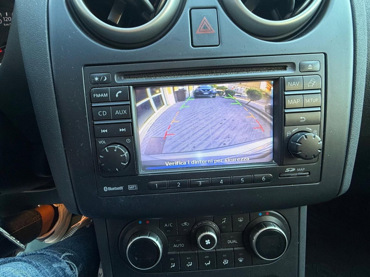Nissan Qashqai 1.6 dCi DPF Acenta (6)