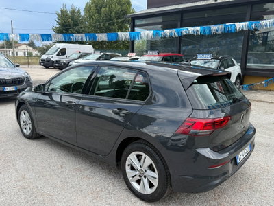 Volkswagen Golf 1.0 eTSI EVO DSG Life (9)
