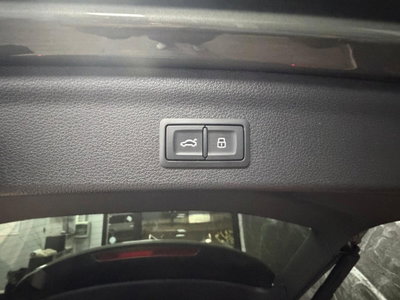 Audi Q3 Sportback 35 TDI quattro S tronic S line edition (11)