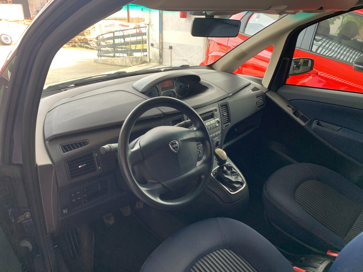 Lancia Musa 1.4 Oro Ecochic GPL (4)
