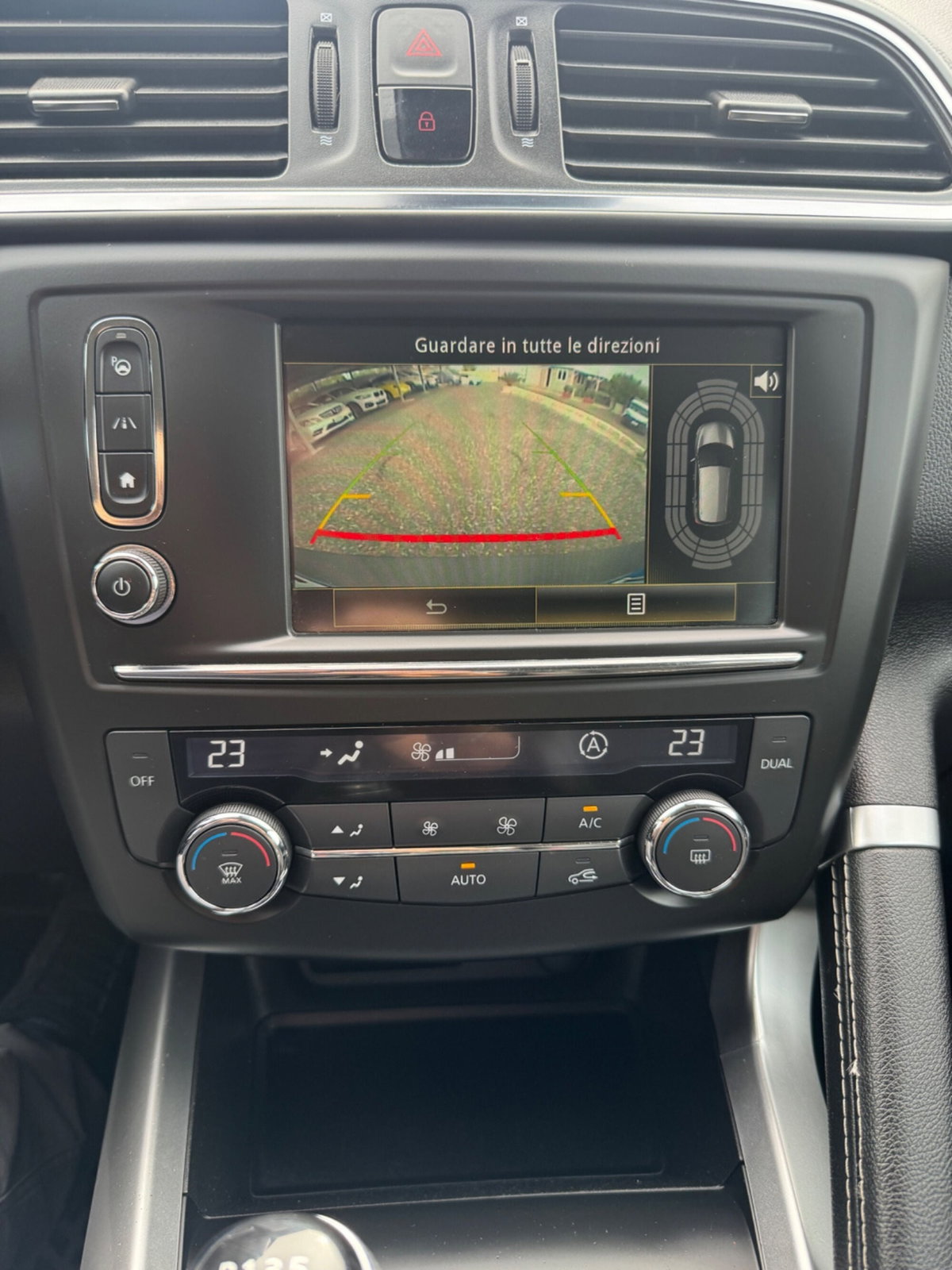 Renault Kadjar 8V 110CV Energy Intens (13)