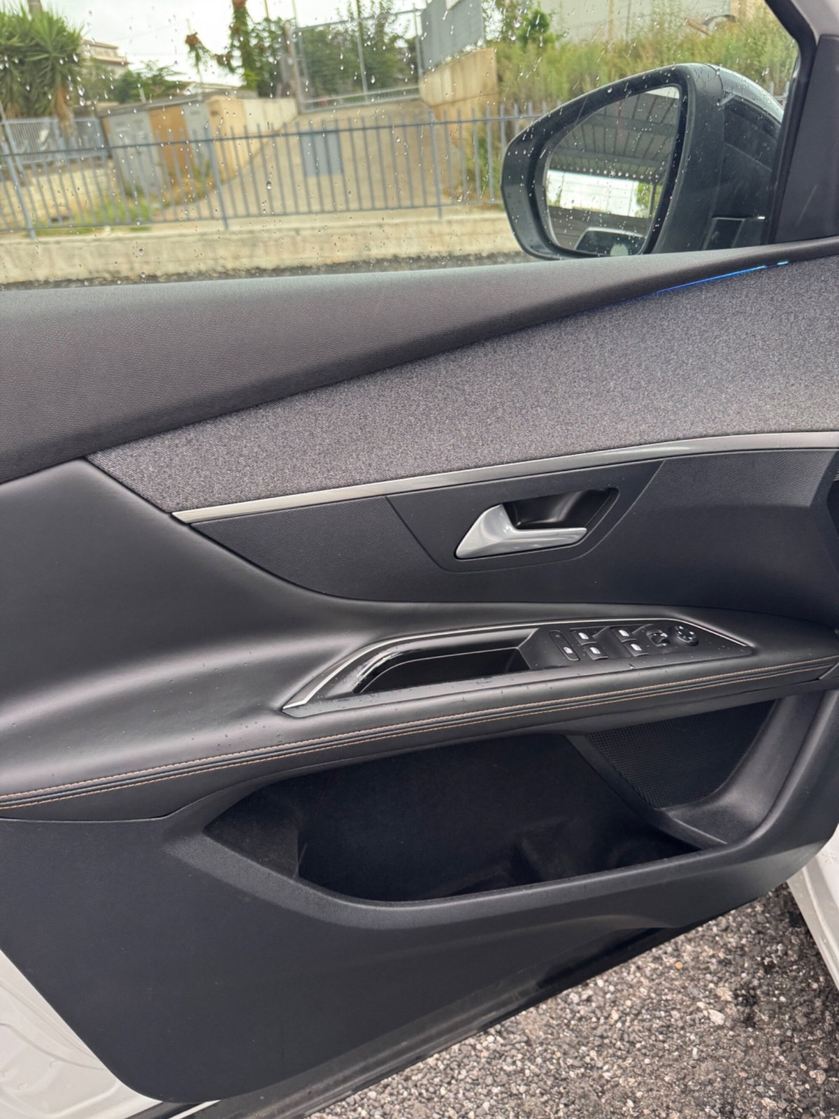 Peugeot 3008 BlueHDi 120 S&S EAT6 GT Line (14)