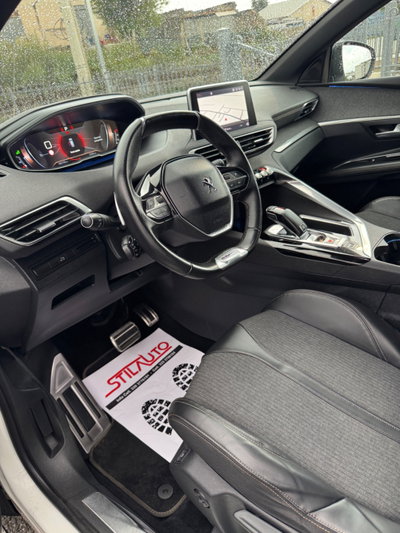 Peugeot 3008 BlueHDi 120 S&S EAT6 GT Line (9)