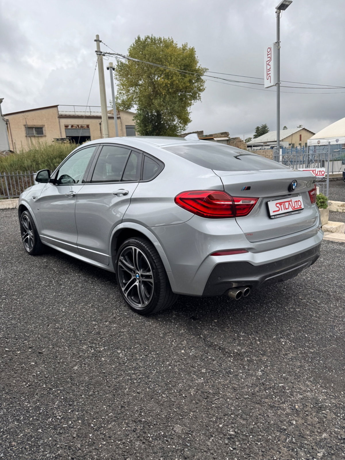 BMW X4 xDrive20d Msport (2)