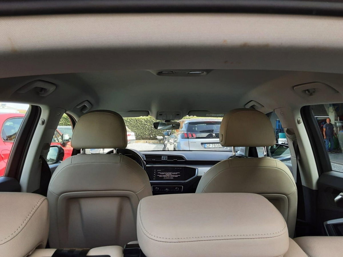 Audi Q3 35 TDI quattro S tronic Business (5)