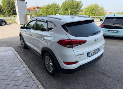 Hyundai Tucson 1.7 CRDi DCT Sound Edition (4)