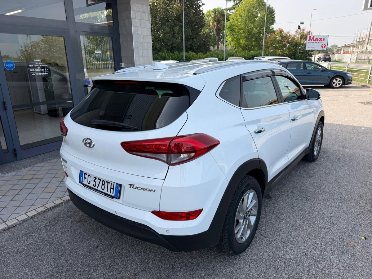 Hyundai Tucson 1.7 CRDi DCT Sound Edition (6)