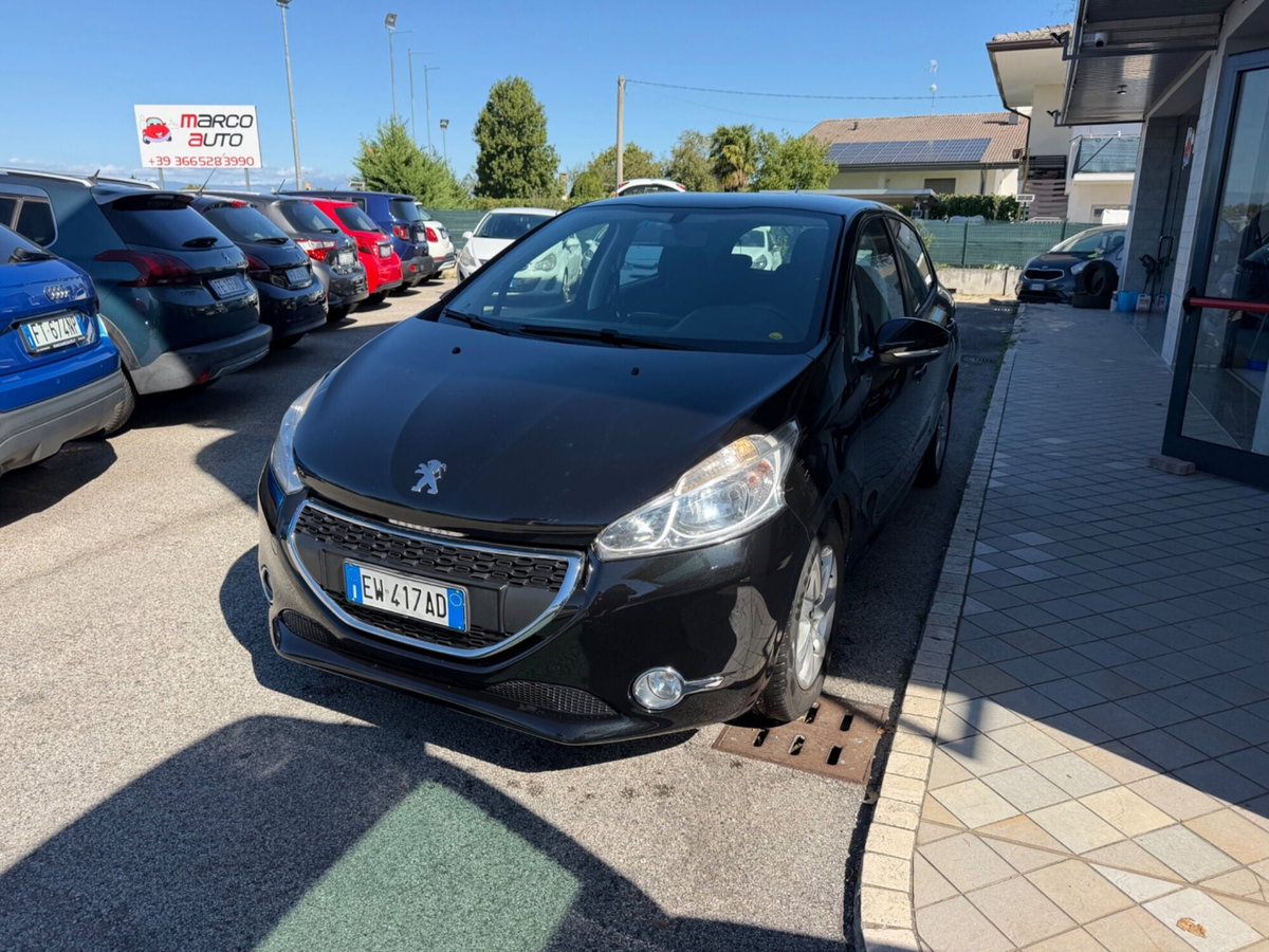 Peugeot 208 HDi 68 CV 5 porte Allure