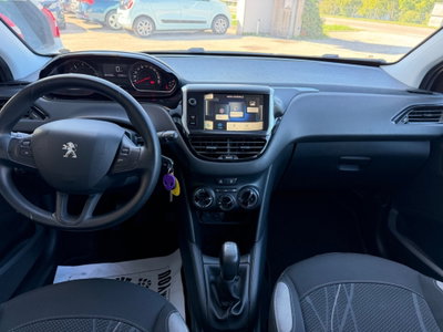 Peugeot 208 HDi 68 CV 5 porte Allure (17)
