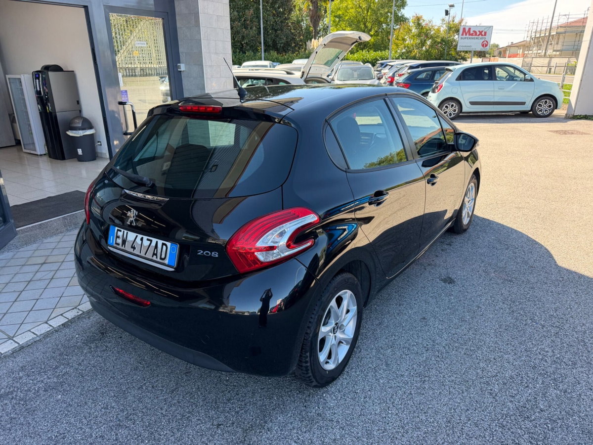Peugeot 208 HDi 68 CV 5 porte Allure (6)