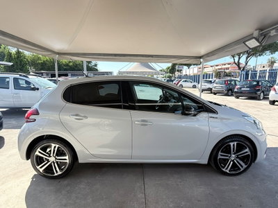 Peugeot 208 Turbo 110 EAT6 S&S 5 porte GT Line (6)