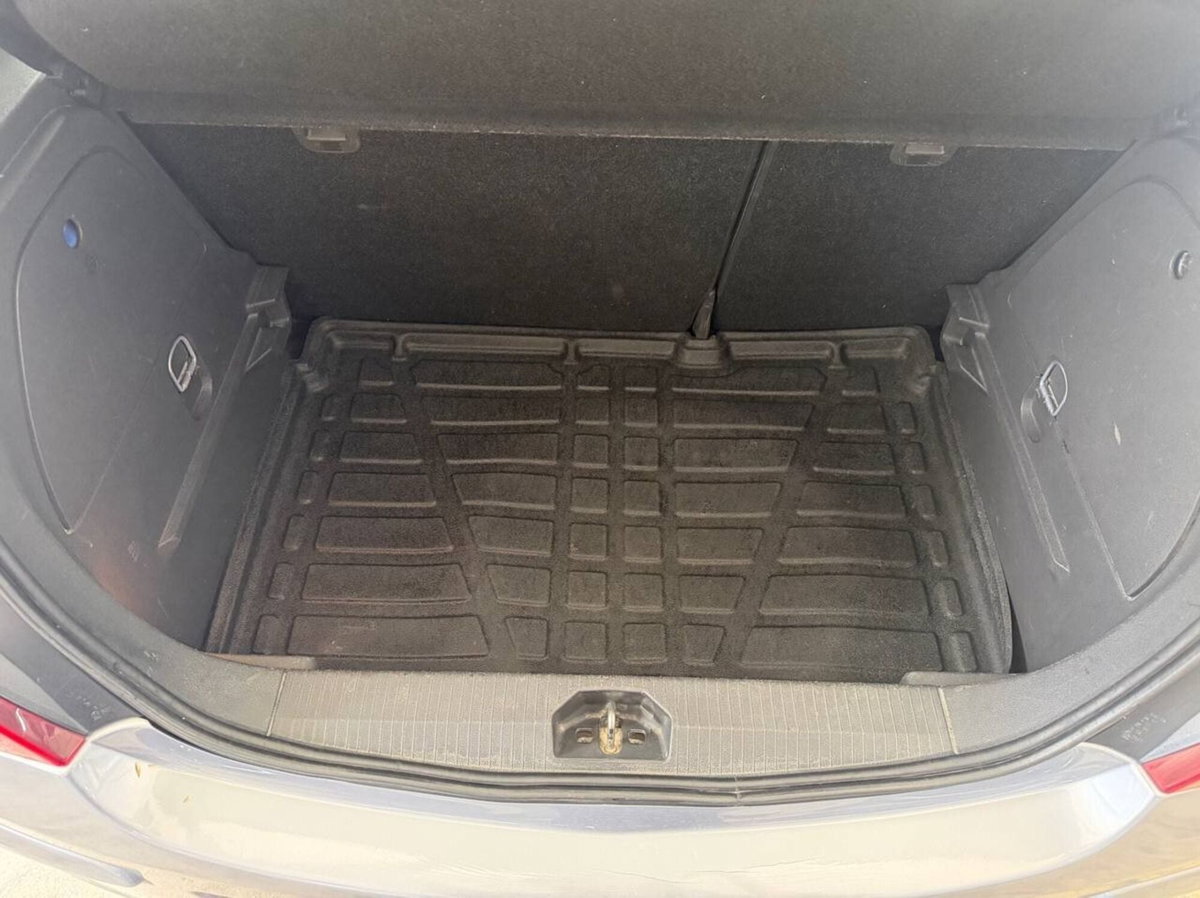 Opel Corsa 1.3 CDTI 75CV 5 porte Cosmo (13)