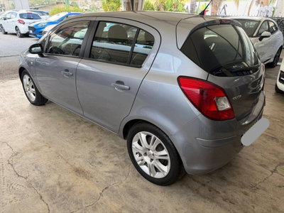 Opel Corsa 1.3 CDTI 75CV 5 porte Cosmo (4)
