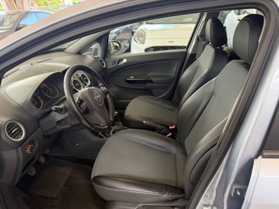 Opel Corsa 1.3 CDTI 75CV 5 porte Cosmo (8)