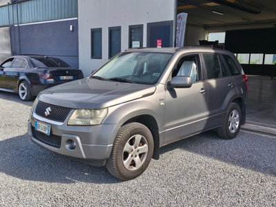 Suzuki Grand Vitara 1.9 DDiS 5 porte (5)
