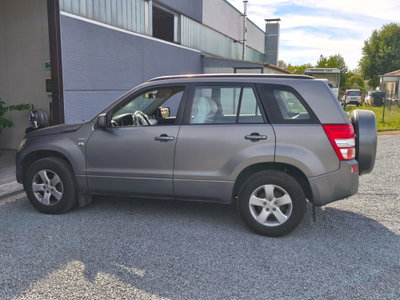 Suzuki Grand Vitara 1.9 DDiS 5 porte (6)