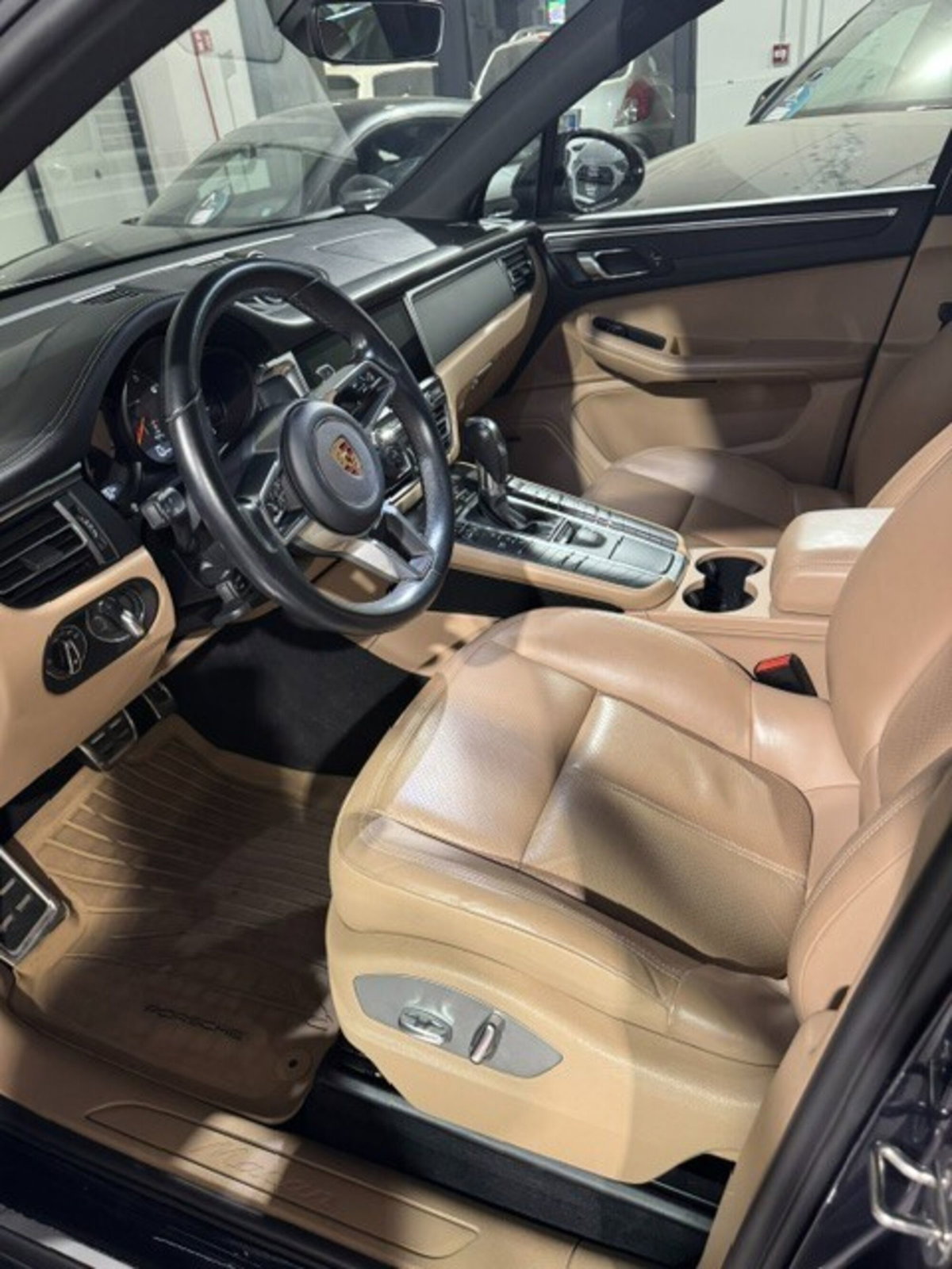 Porsche Macan 2.0 (13)