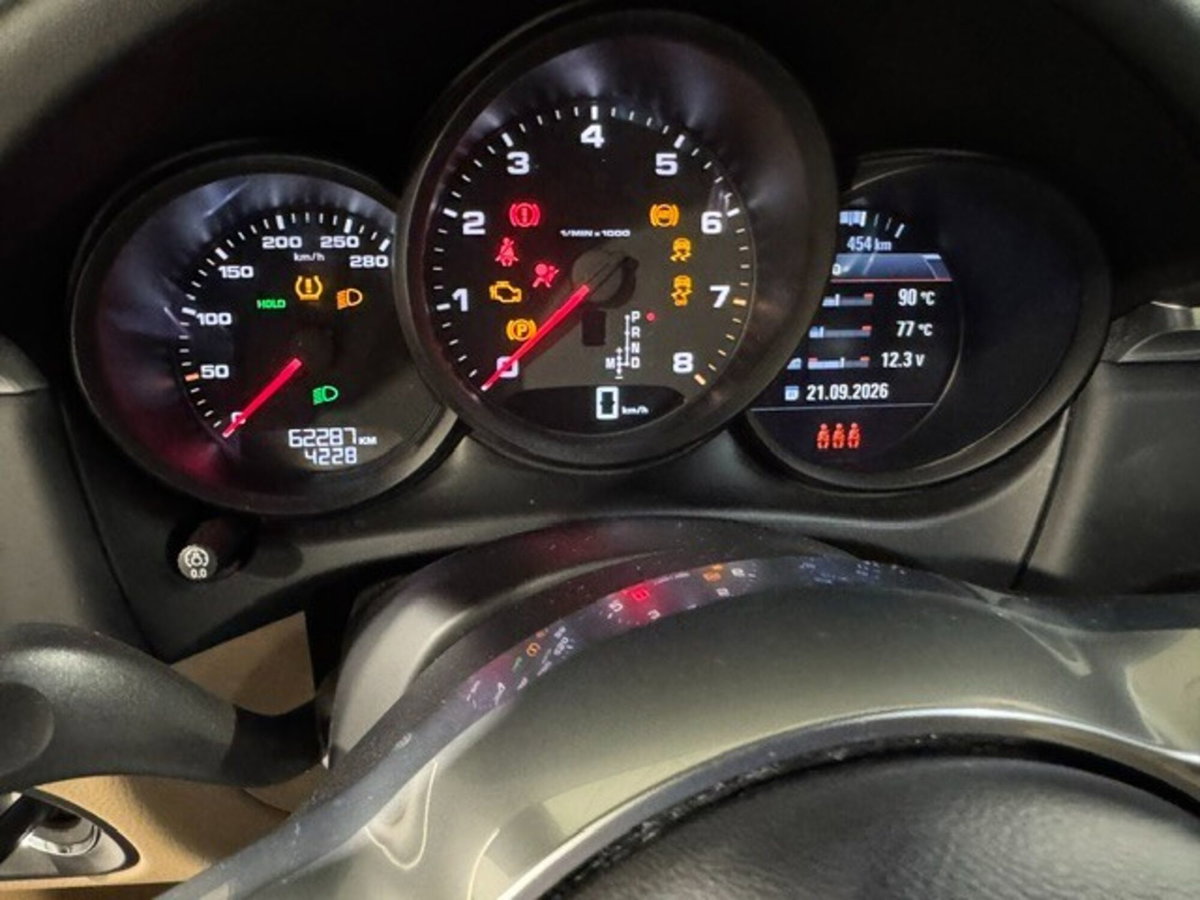 Porsche Macan 2.0 (20)