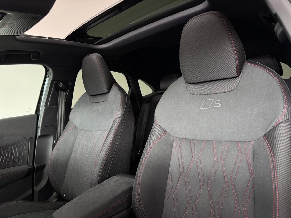 Audi Q3 Sportback 35 TDI quattro S tronic S line edition (11)