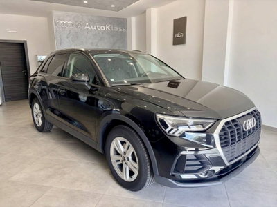 Audi Q3 35 TDI Business (2)