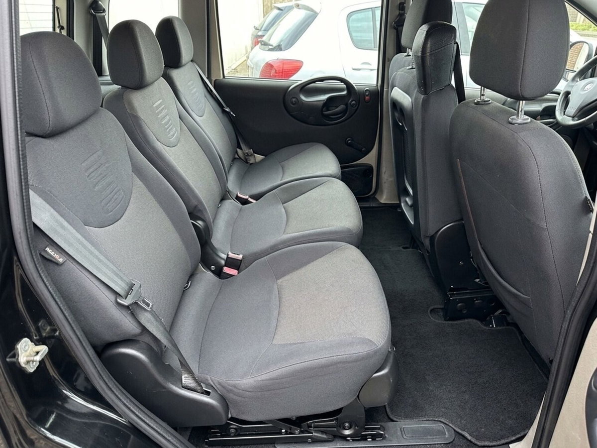 Fiat Multipla 1.9 MJT Dynamic (11)