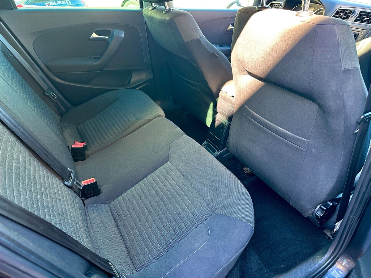 Volkswagen Polo 1.6 TDI 90CV DPF 5 porte Comfortline (12)